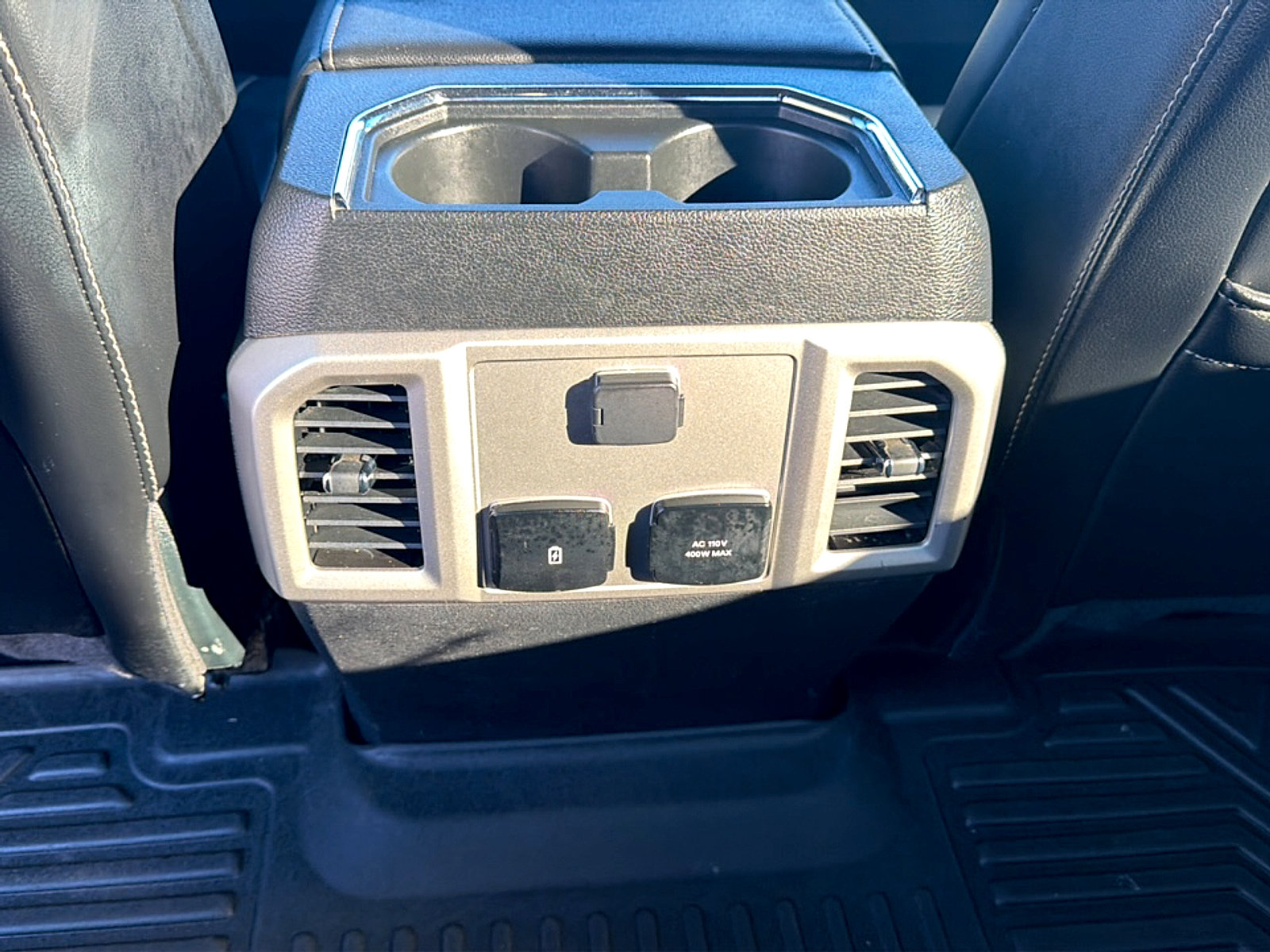 Used 2020 Ford F250 Lariat w/ Lariat Ultimate Package AWD/4WD image 7