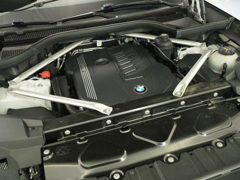 Used 2023 BMW X5 xDrive40i w/ Premium Package image 64