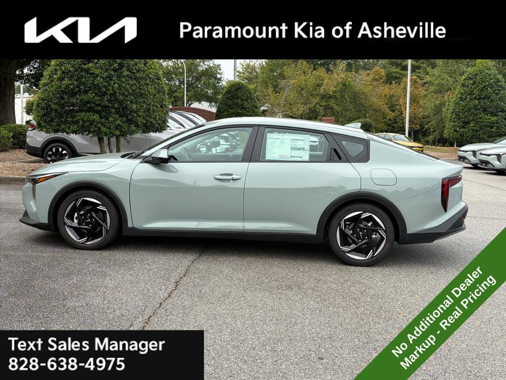 New 2026 Kia K4 EX FWD image 3