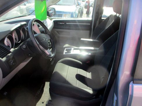 Used 2009 Dodge Grand Caravan SXT w/ Family Value Group image 11