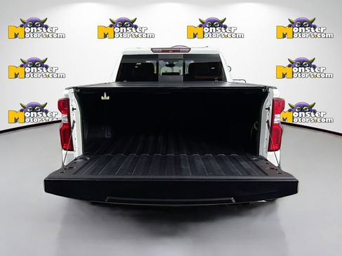 Used 2019 Chevrolet Silverado 1500 High Country w/ Technology Package image 27