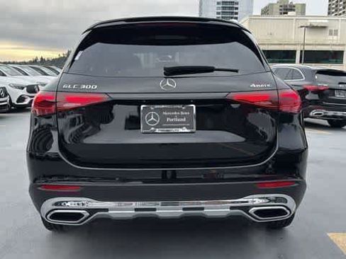 Used 2026 Mercedes-Benz GLC 300 4MATIC image 7