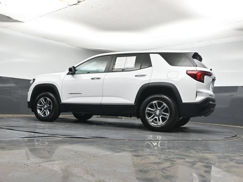 Used 2026 GMC Terrain Elevation FWD image 25