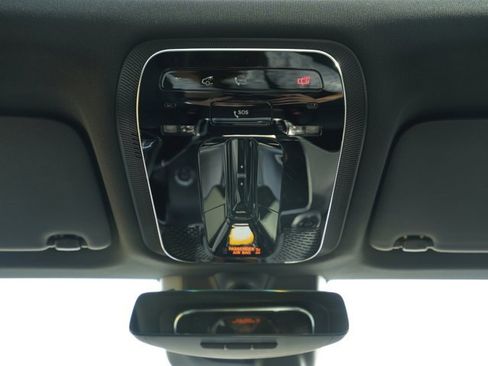 Used 2026 Mercedes-Benz GLC 300 4MATIC image 32