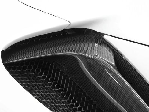 Certified 2024 Ferrari SF90 Spider AWD/4WD image 33