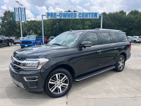 Used 2023 Ford Expedition Max Limited AWD/4WD image 2