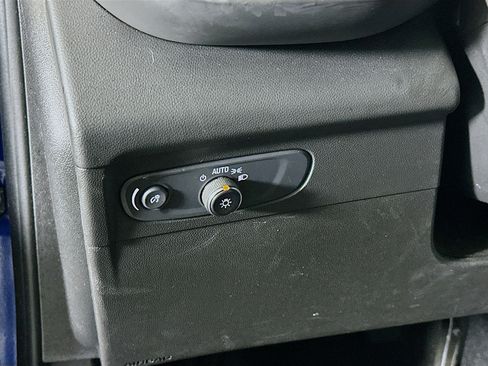 Used 2022 Buick Envision Preferred image 17