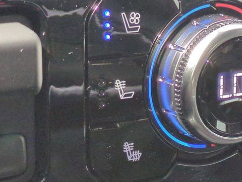 New 2025 GMC Sierra 1500 SLT image 72