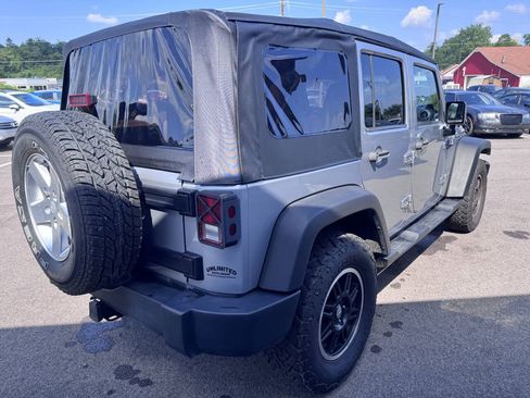 Used 2013 Jeep Wrangler Unlimited Sport AWD/4WD image 6