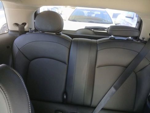 Used 2019 MINI Cooper S image 4