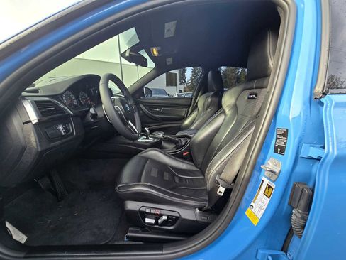 Used 2018 BMW M3 image 43