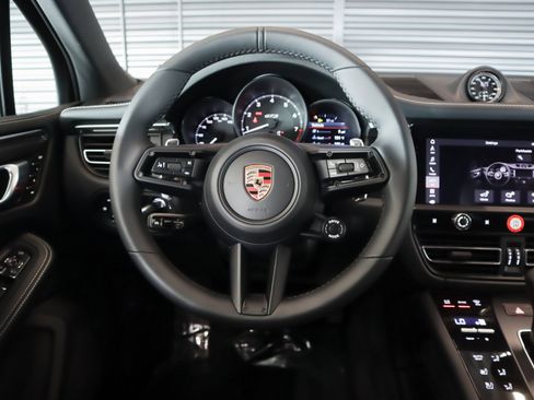 New 2026 Porsche Macan GTS image 17