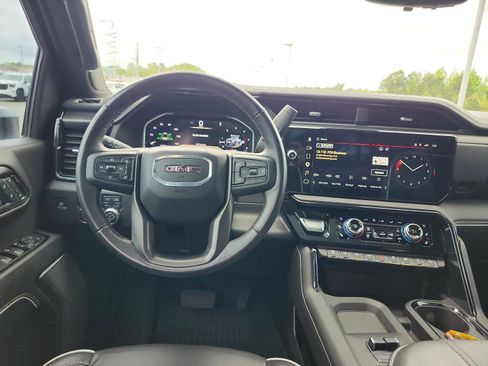 Used 2025 GMC Sierra 2500 AT4X w/ AT4X AEV Edition AWD/4WD image 18