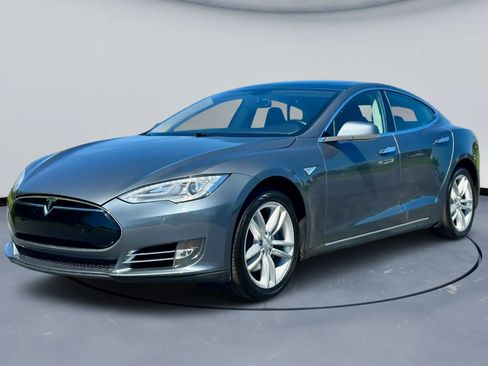 Used 2014 Tesla Model S P85 RWD image 2