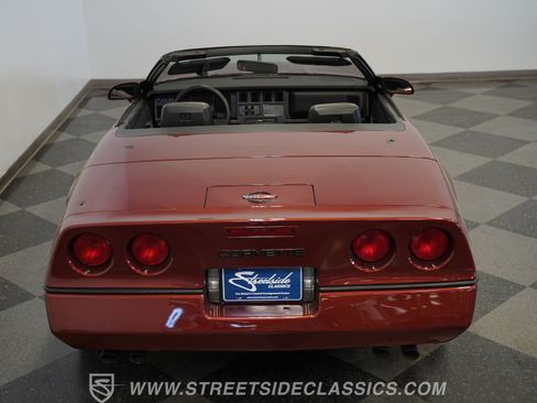 Used 1987 Chevrolet Corvette Convertible RWD image 34
