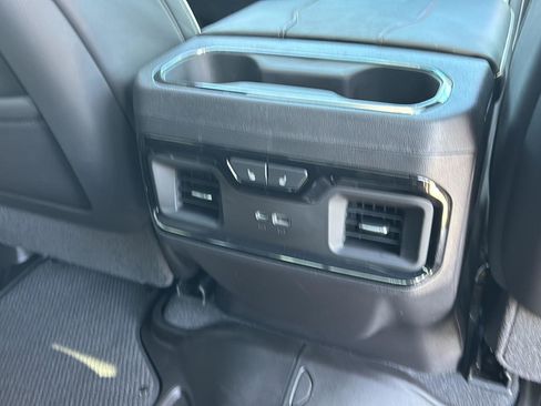 Used 2024 GMC Sierra 1500 AT4X image 24