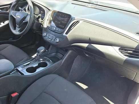 Used 2024 Chevrolet Malibu LS FWD image 26