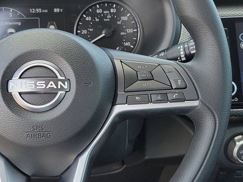 Used 2024 Nissan Kicks SV FWD image 19