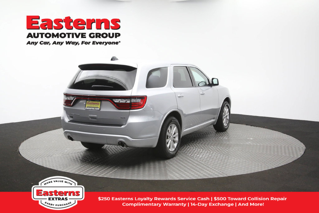 Used 2025 Dodge Durango GT RWD image 38