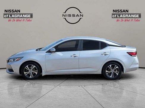 Used 2020 Nissan Sentra SV image 8