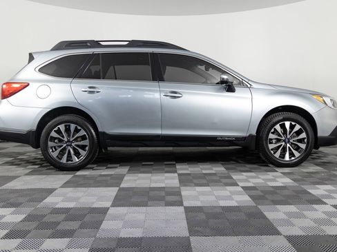 Used 2017 Subaru Outback 3.6R Limited image 9