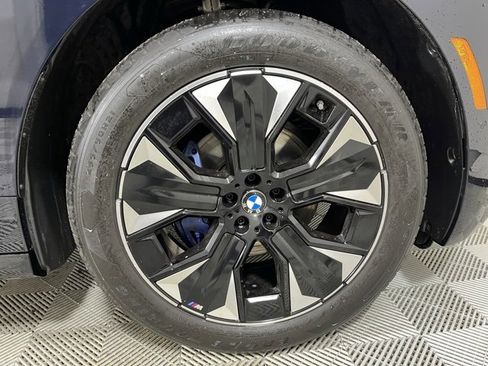 Used 2026 BMW iX xDrive45 w/ M Sport Package image 23