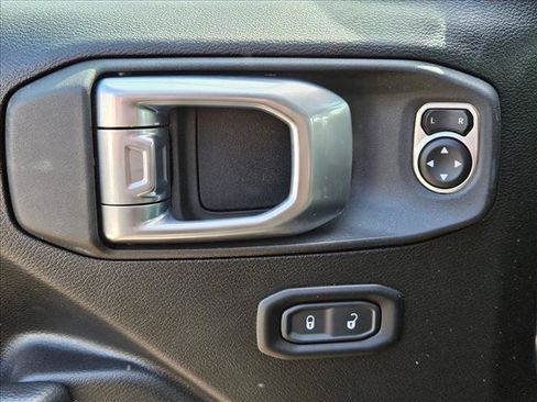 Used 2024 Jeep Gladiator Sport AWD/4WD image 26