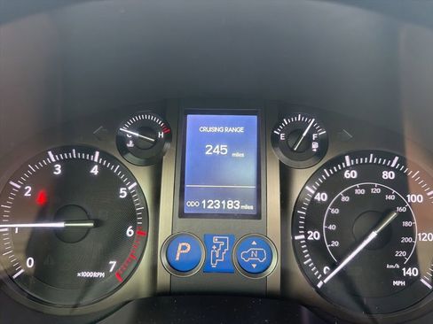 Used 2018 Lexus GX 460 Luxury w/ Preferred Accessory Package AWD/4WD image 14