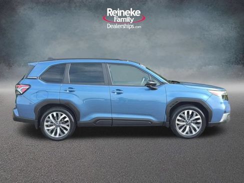 Used 2025 Subaru Forester Touring w/ Popular Package - Touring AWD/4WD image 4