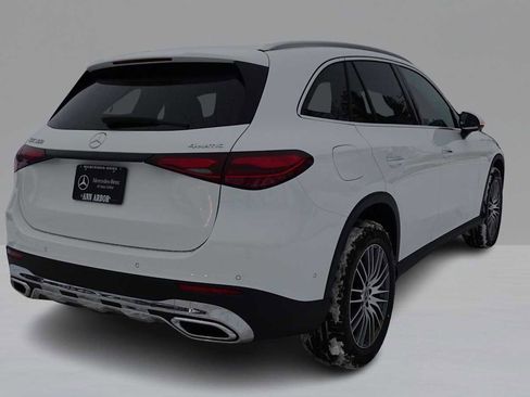 Used 2026 Mercedes-Benz GLC 300 4MATIC image 6