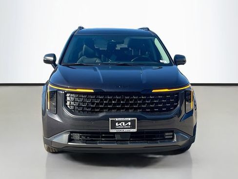 New 2026 Kia Carnival SX image 2