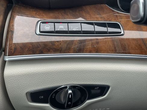 Used 2017 Mercedes-Benz E 400 E 400 Luxury image 29