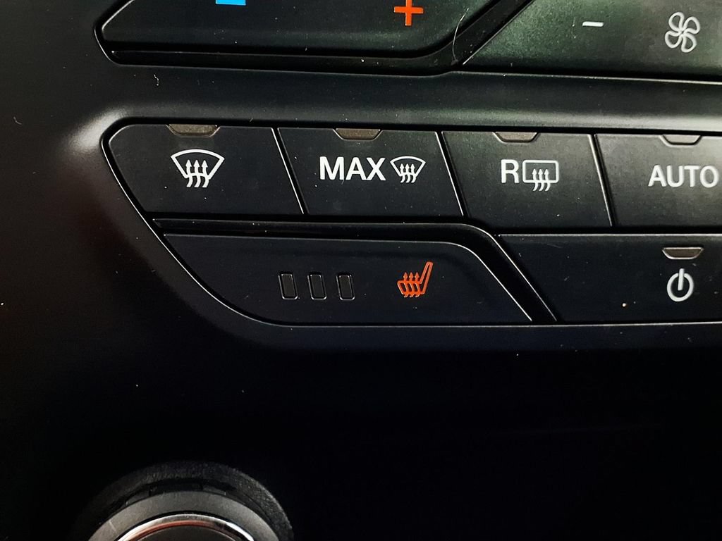 Used 2019 Ford Ranger XLT w/ Equipment Group 302A Luxury AWD/4WD image 17