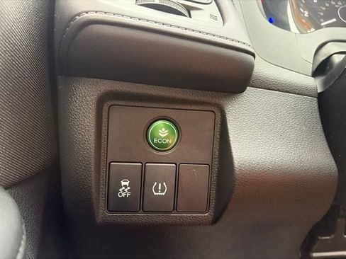 Used 2019 Honda HR-V LX image 19