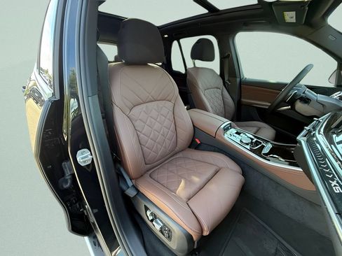 Used 2026 BMW X5 xDrive50e w/ Premium Package AWD/4WD image 24