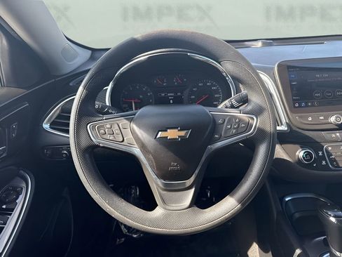Used 2020 Chevrolet Malibu LT image 14