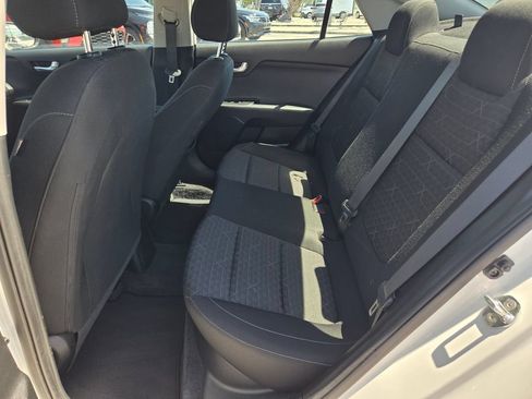 Used 2023 Kia Rio LX FWD image 6