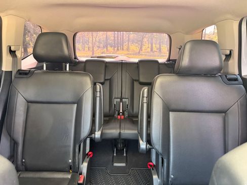 Used 2019 Volkswagen Atlas SE FWD image 26