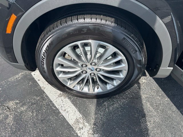 Used 2018 Lincoln MKX Select w/ Select Plus Package AWD/4WD image 25