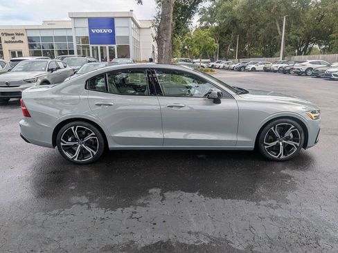 Used 2024 Volvo S60 B5 Plus w/ Climate Package FWD image 7