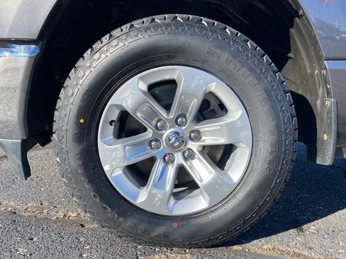 Used 2024 RAM 1500 Laramie image 22