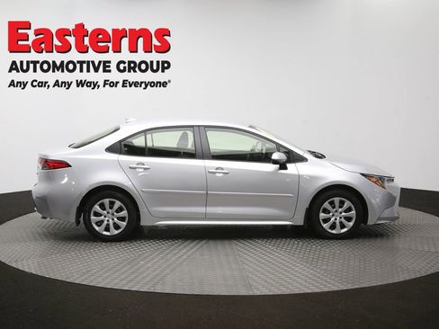 Used 2022 Toyota Corolla LE FWD image 43
