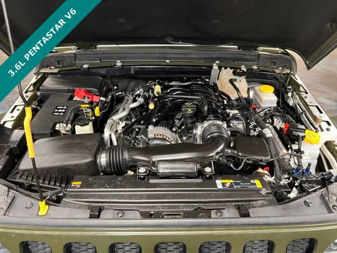 Used 2022 Jeep Wrangler Unlimited Sahara image 10