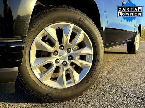 Used 2021 Chevrolet Silverado 1500 Custom image 2