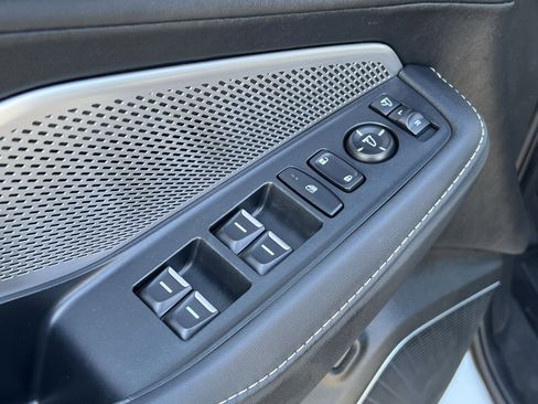 Used 2023 Acura MDX SH-AWD w/ Technology Package image 12