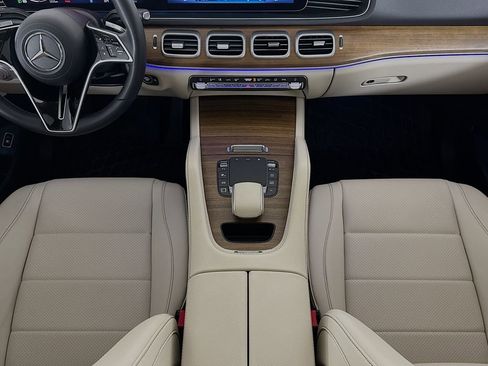 Certified 2025 Mercedes-Benz GLE 350 4MATIC image 16