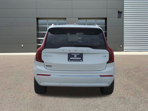 New 2026 Volvo XC90 T8 Ultra w/ Protection Package Premier AWD/4WD image 6