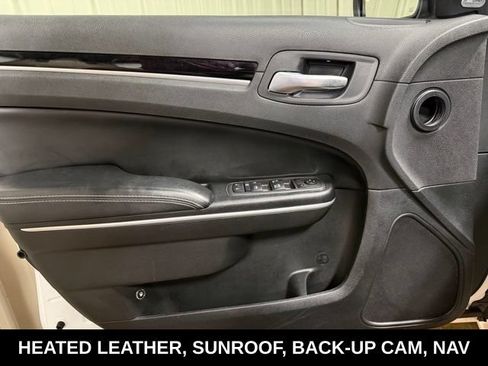 Used 2022 Chrysler 300 S RWD image 12