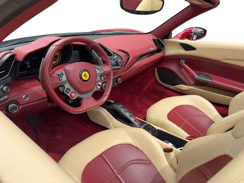 Used 2017 Ferrari 488 Spider RWD image 8