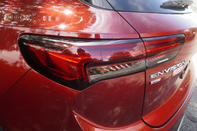Used 2023 Buick Envision Preferred AWD/4WD image 33